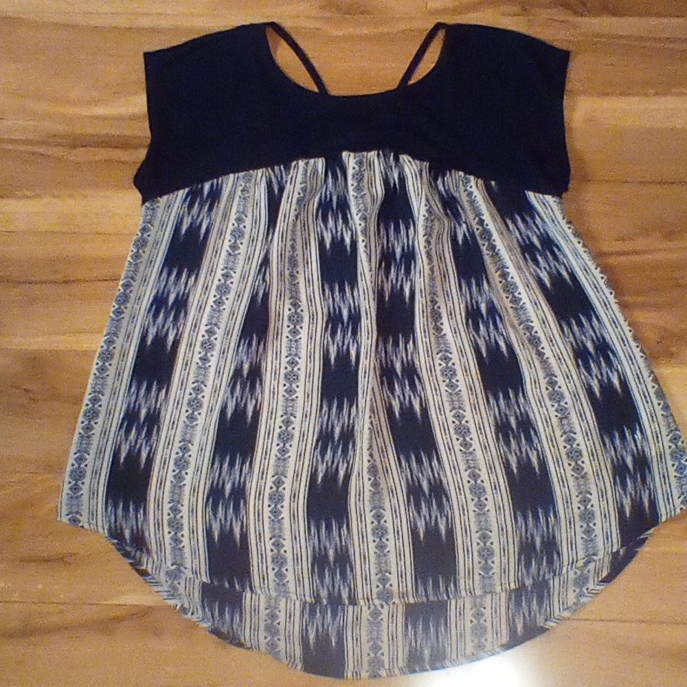 Funky printed shirt with pattern